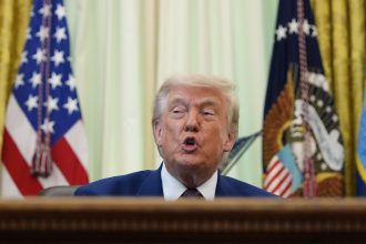 Trump sugiere que negociaciones con Irán podrían cerrarse este fin de semana