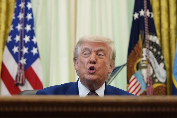 Trump sugiere que negociaciones con Irán podrían cerrarse este fin de semana