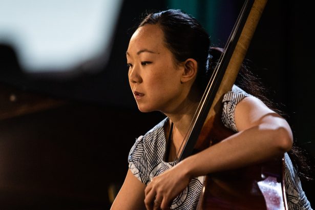 Linda Oh: La Contrabajista del Siglo XXI que Inspira con su Talento