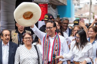 Roberto Sánchez: El ex ministro que aspira al poder en Perú