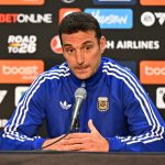 Scaloni revela el estado de Messi y clave sobre el reemplazo de Balerdi