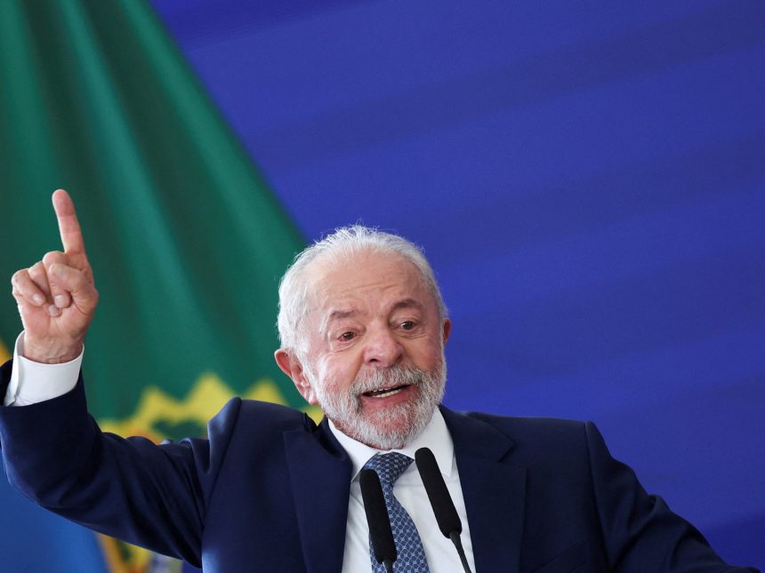 Lula da Silva supera a Flávio Bolsonaro en la carrera electoral