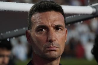 Scaloni revela a Paredes para el Mundial y dos posibles reemplazos