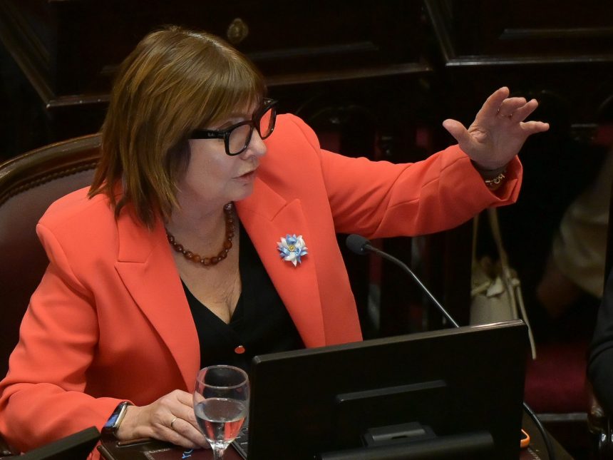 Bullrich propone a Milei eliminar las PASO en medio del escándalo
