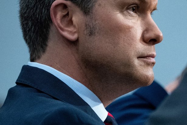 Hegseth en Guantánamo: Tensión entre EE.UU. y Cuba al Rojo Vivo