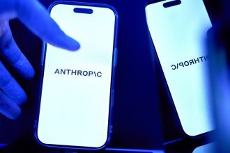 EE.UU. prohíbe a extranjeros el acceso a IA avanzada de Anthropic