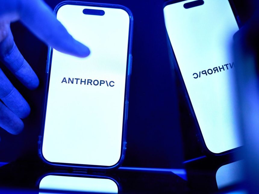 EE.UU. prohíbe a extranjeros el acceso a IA avanzada de Anthropic