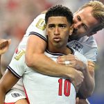 Inglaterra arrasa a Croacia en su debut y se posiciona como favorito