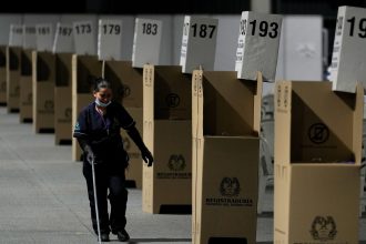 Colombia: Crecimiento Económico y Desafíos del Déficit Fiscal