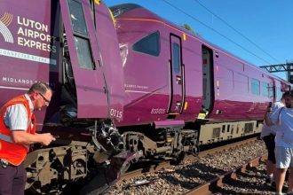 Tragedia en Londres: choque de trenes deja un muerto y heridos