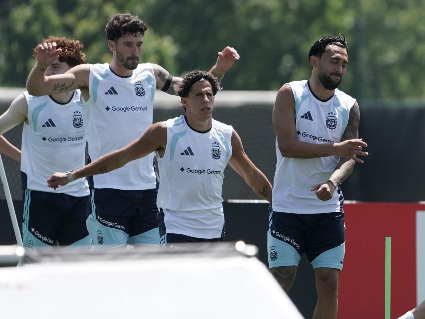 Scaloni evalúa cambios: ¿Por qué la Selección necesita renovarse?