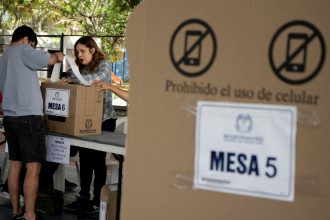 Colombia elige presidente: dos modelos opuestos en las urnas