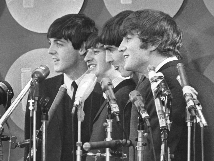 Descubre las Imágenes Inéditas de The Beatles: Un Viaje al Pasado