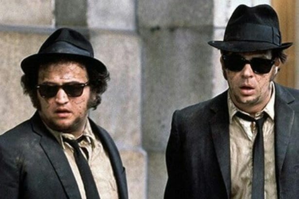 Los Hermanos Caradura: Ritmo, Blues y una Tormenta de Drogas