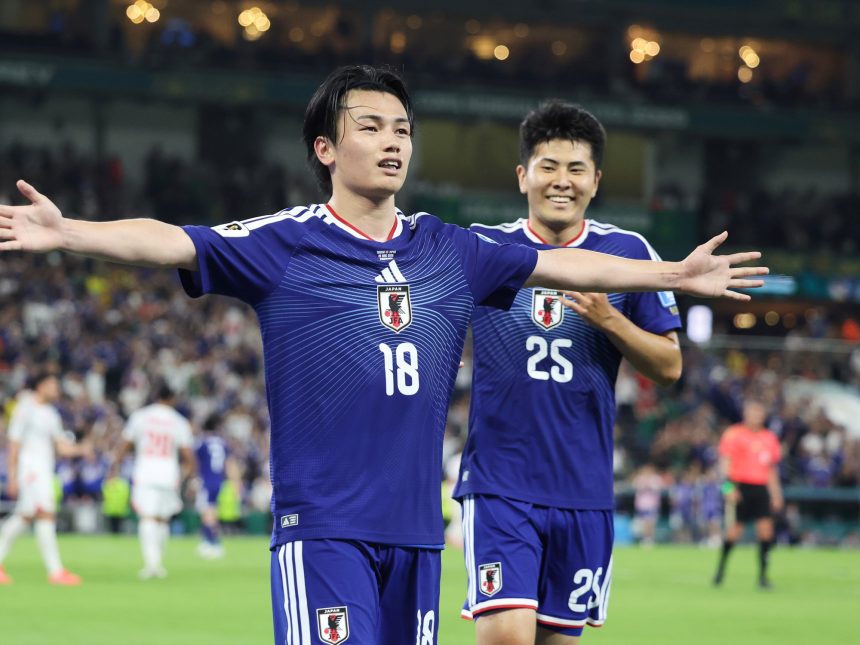 Japón brilla en su partido 1.000: aplastó a Túnez y celebró a lo grande