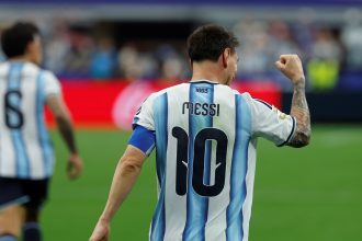 Argentina vs Austria: La Magia de Messi y su Orquesta Perfecta