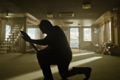 Tom Cruise y Supergirl: Un emotivo homenaje en cines argentinos
