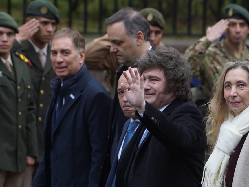 Los hermanos Milei: La emboscada que estremeció al Gobierno