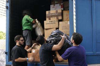 Venezuela: La Guaira, la zona más afectada por terremotos, aislada