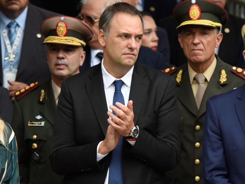 Revelan audios y datos judiciales que sacaron a Adorni del Gobierno