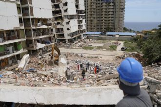 Venezuela: Urge ayuda ante terremotos y creciente furia ciudadana