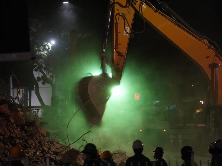 Caracas de Noche: Gritos, Alarmas y el Semáforo Peligroso