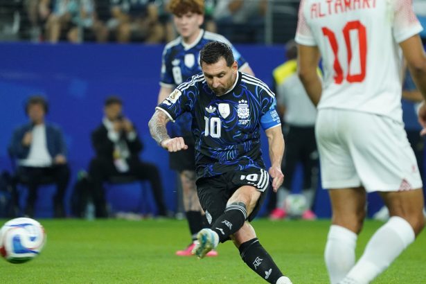El Gol Mágico de Messi: Física y Magia en sus Tiros Libres