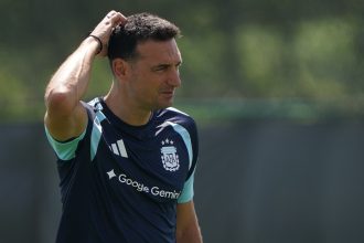 Scaloni y sus dilemas: ¿Qué variantes ante Cabo Verde?
