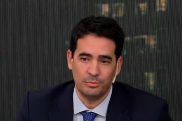 Nuevo vocero presidencial: un estilo más suave que Milei