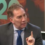 Santilli sobre el abrazo triple: Adorni enfrentará a la Justicia