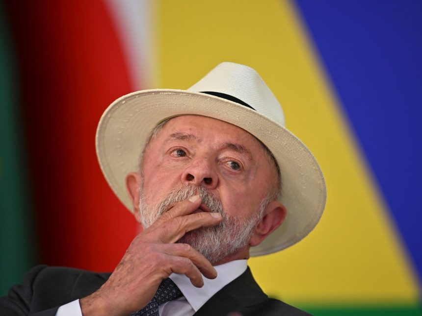 Lula da Silva supera a Flávio Bolsonaro en la carrera presidencial
