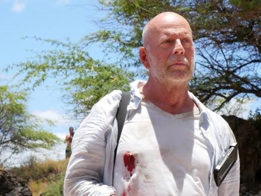 Bruce Willis, John Travolta y ‘La Máscara’: ¡Un Triángulo Explosivo!