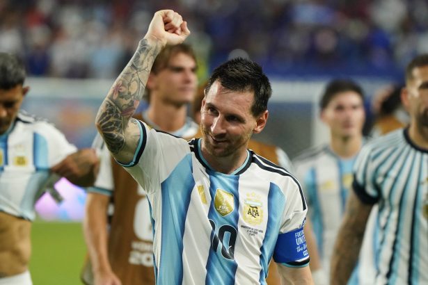Messi brilla de nuevo: récord y actuación clave en momentos críticos