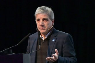Javier Milei: Anuncio en Vivo del Plan de Deuda y Objetivo de Inversión