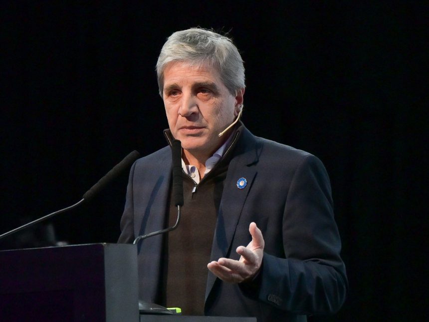 Javier Milei: Anuncio en Vivo del Plan de Deuda y Objetivo de Inversión