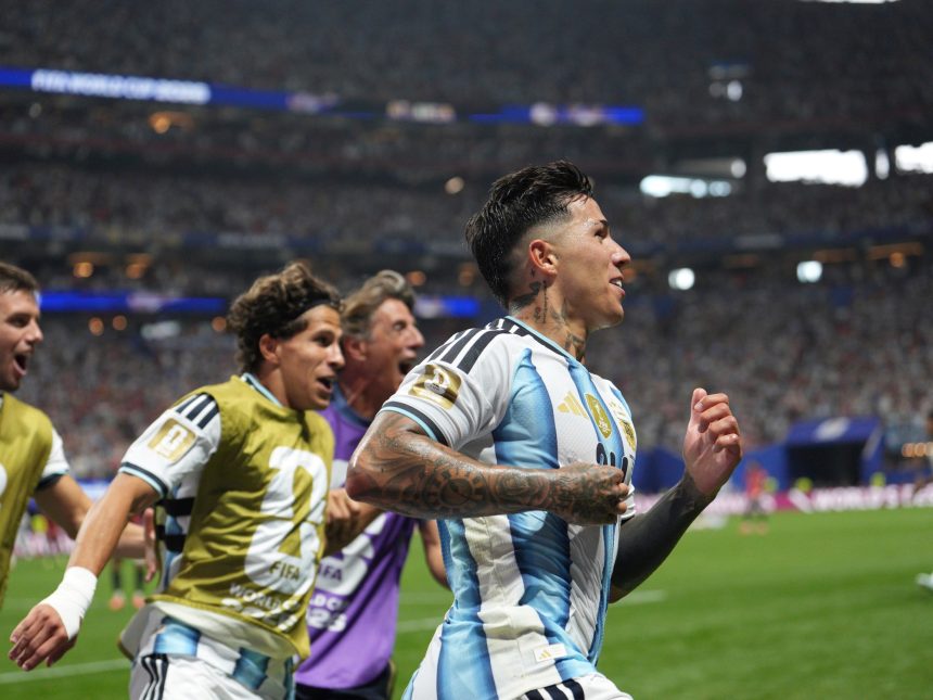 El emocionante gol de Enzo Fernández que salvó a Argentina ante Egipto