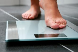 Descubre el factor oculto que incrementa tu peso más de lo que piensas