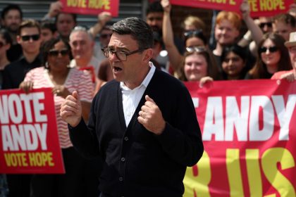 Andy Burnham: A un Voto de Liderar los Laboristas y Sucesor de Starmer