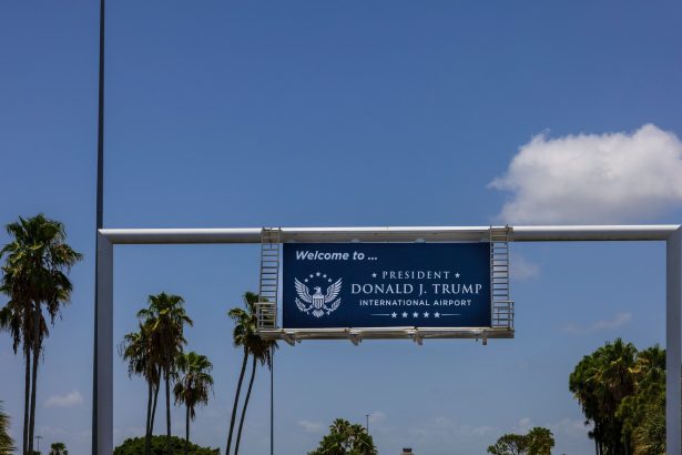 El Aeropuerto Internacional de Palm Beach se Renombra Donald Trump