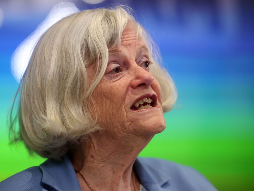 Impacto en Gran Bretaña: Asesinato de la carismática Ann Widdecombe