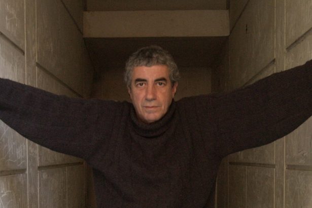 ¡Celebra el Día del Baterista! La historia de Oscar Moro y su legado
