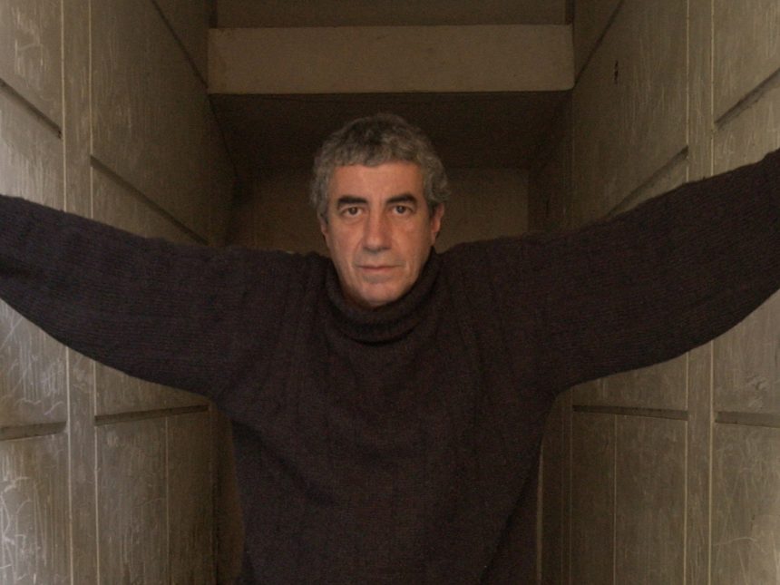 ¡Celebra el Día del Baterista! La historia de Oscar Moro y su legado