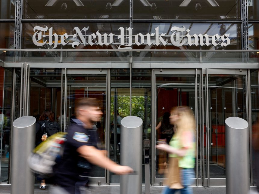 Trump demanda al New York Times por reportar fallas en su Air Force One