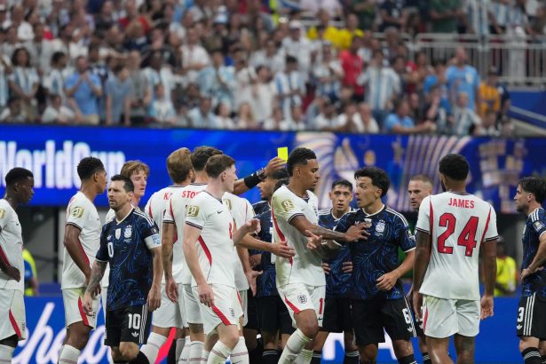 Duelo Candente en Atlanta: Paredes vs. Bellingham y Rivalidad Argentina-Inglaterra