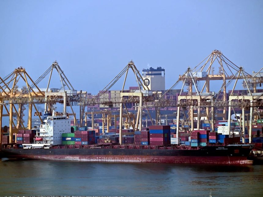 Impacto del Conflicto EE.UU.-Irán en Petróleo y Transporte Marítimo