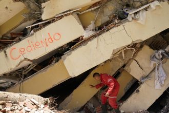 Venezuela: Más de 5,000 muertos tras terremoto y crisis de escombros
