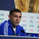 Dibu Martínez: Su lucha y sacrificio para jugar el Mundial