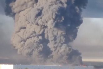 Ucrania lanza ataque masivo con drones: 8 muertos en Rusia