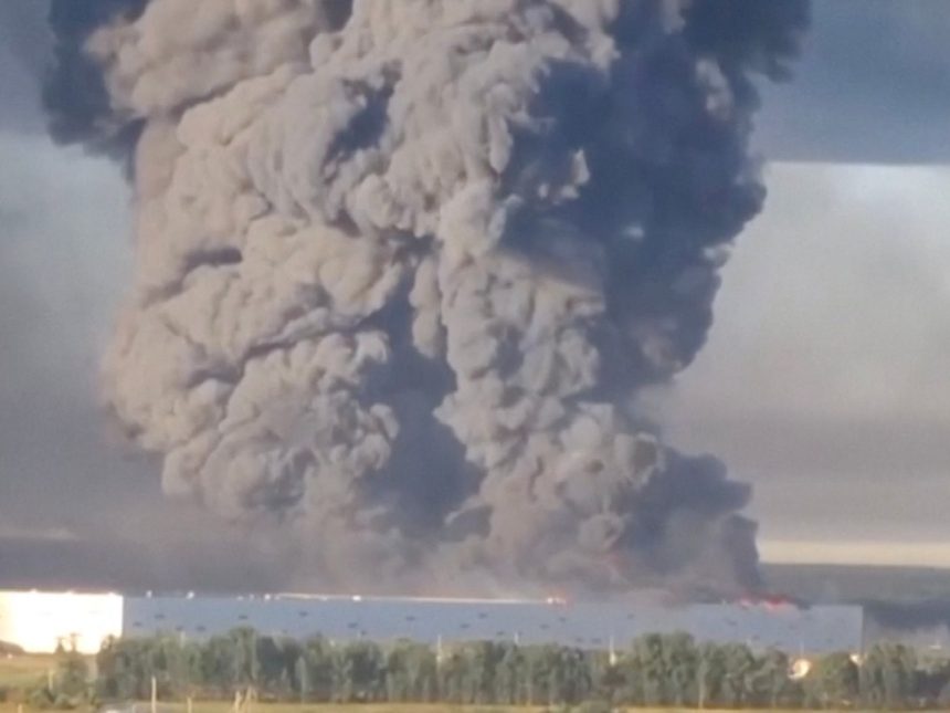 Ucrania lanza ataque masivo con drones: 8 muertos en Rusia