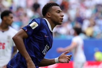 Mbappé brilla en Francia vs Inglaterra: dos goles y un legado histórico